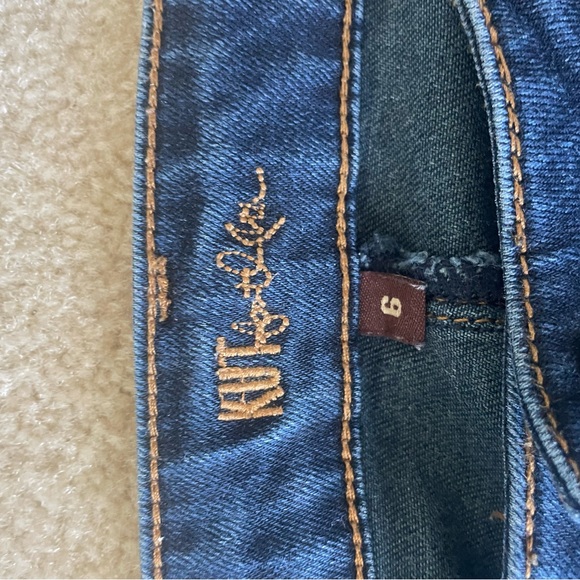 Kut from the Kloth Chrissy flare jeans. Women size 6. - Picture 6 of 15